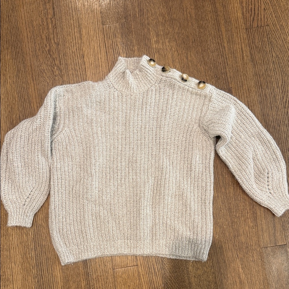 Women's Button-Shoulder Sweater - Gray